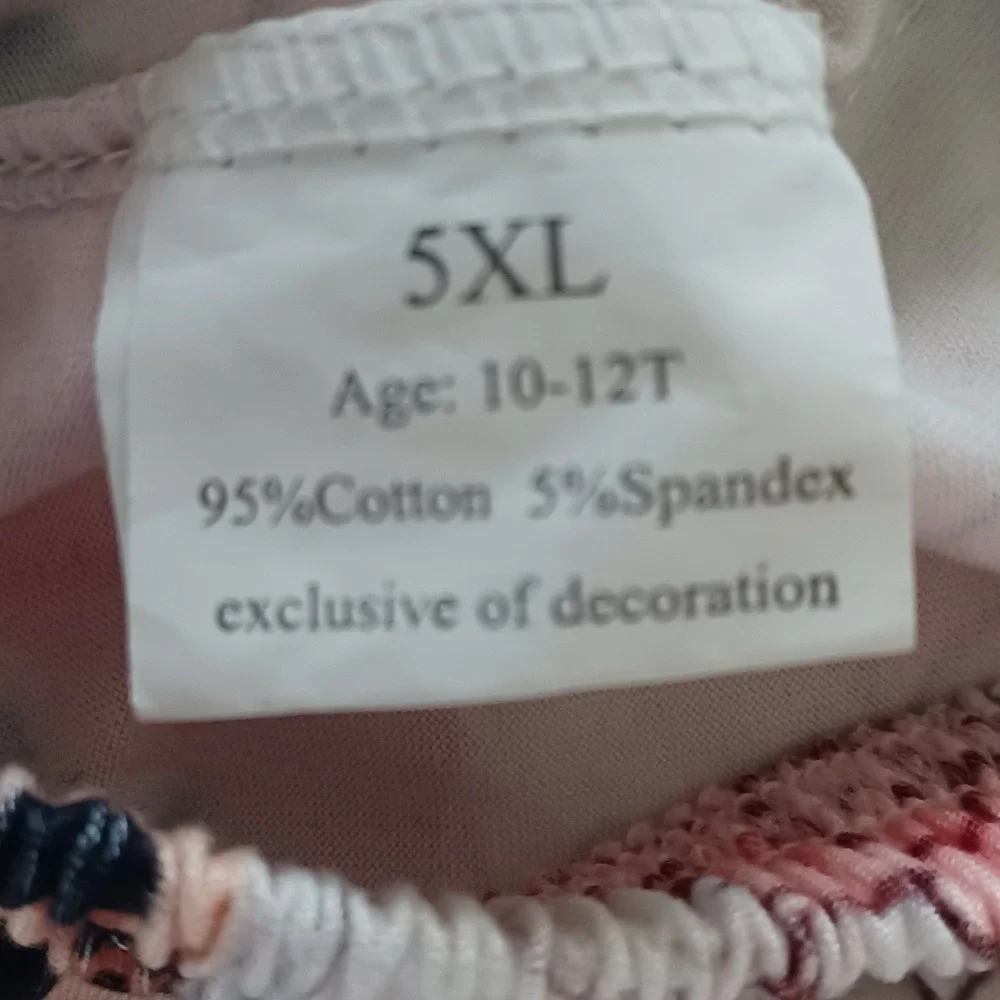 Girls 10–12T‎ Christmas Pajama Set 5XL Santa Leopard Print Button Front 2-Piece